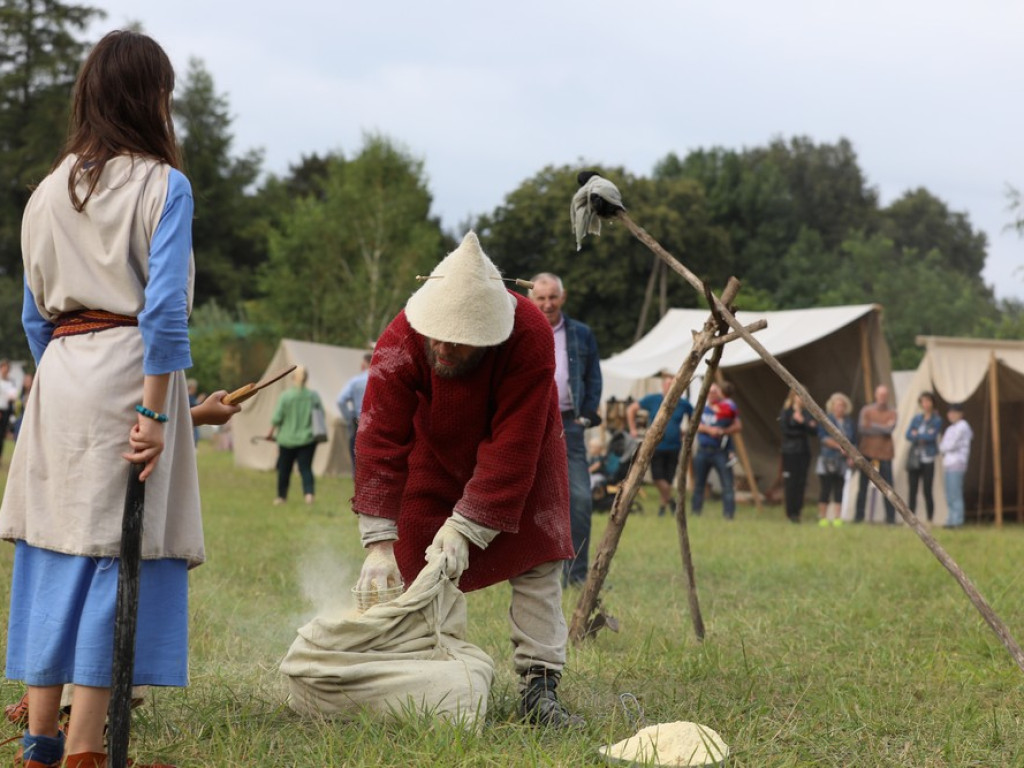 Biesiada Archeologiczna 2022 [ZDJĘCIA]