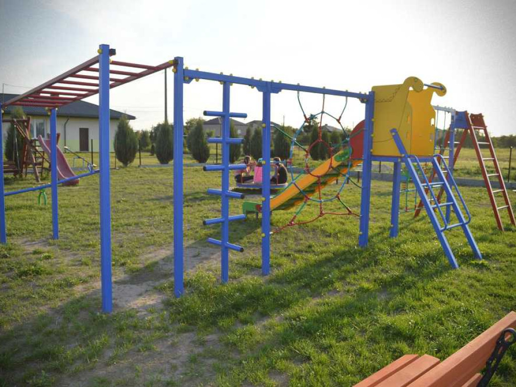 Gmina Werbkowice: Powstał Plac Radości w Konopnem [ZDJĘCIA]