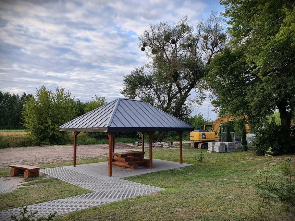 Hrubieszów: Budowa kąpieliska na Huczwie rozpoczęta [ZDJĘCIA]