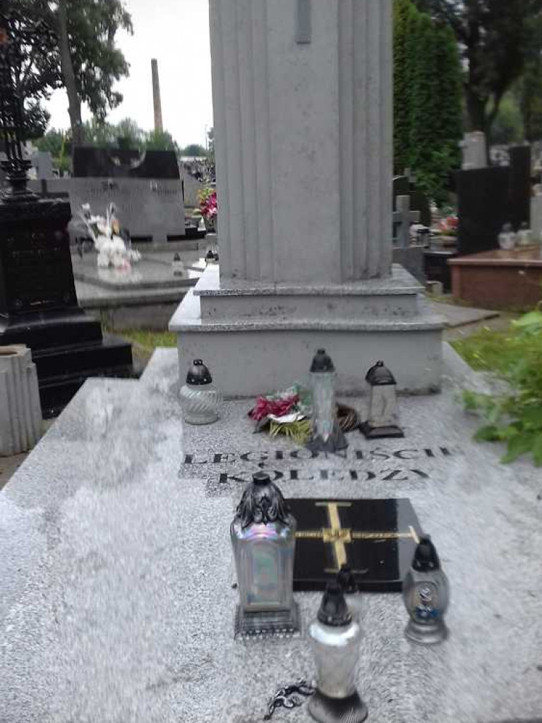 Hrubieszowski Klub Kolekcjonera w hołdzie tym, którzy o wolność walczyli [ZDJĘCIA]