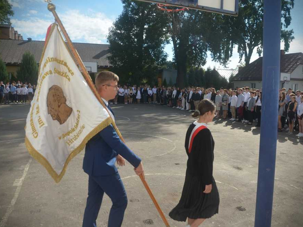 Hrubieszów: Rozpoczęcie roku szkolnego w Staszicu [ZDJĘCIA]