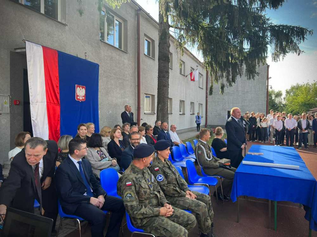 Hrubieszów: Rozpoczęcie roku szkolnego w Kościuszce [ZDJĘCIA]