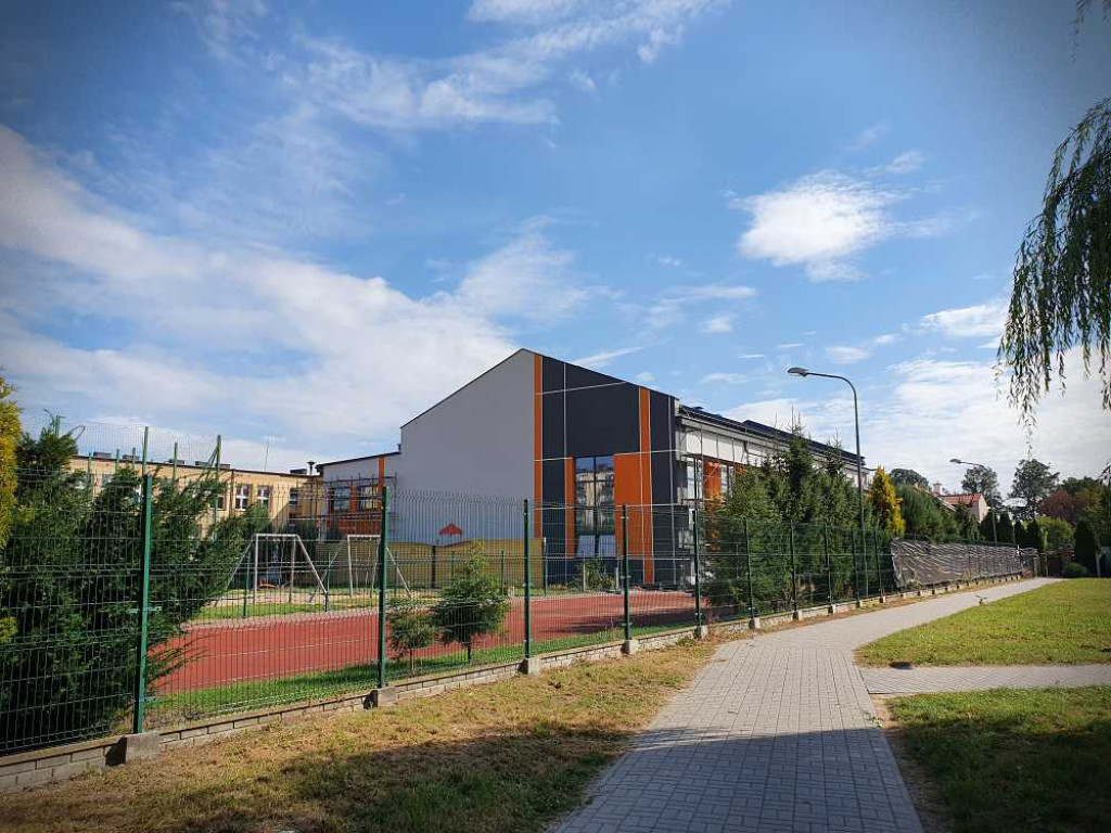 Budowa hali sportowej przy Jedynce [ZDJĘCIA]