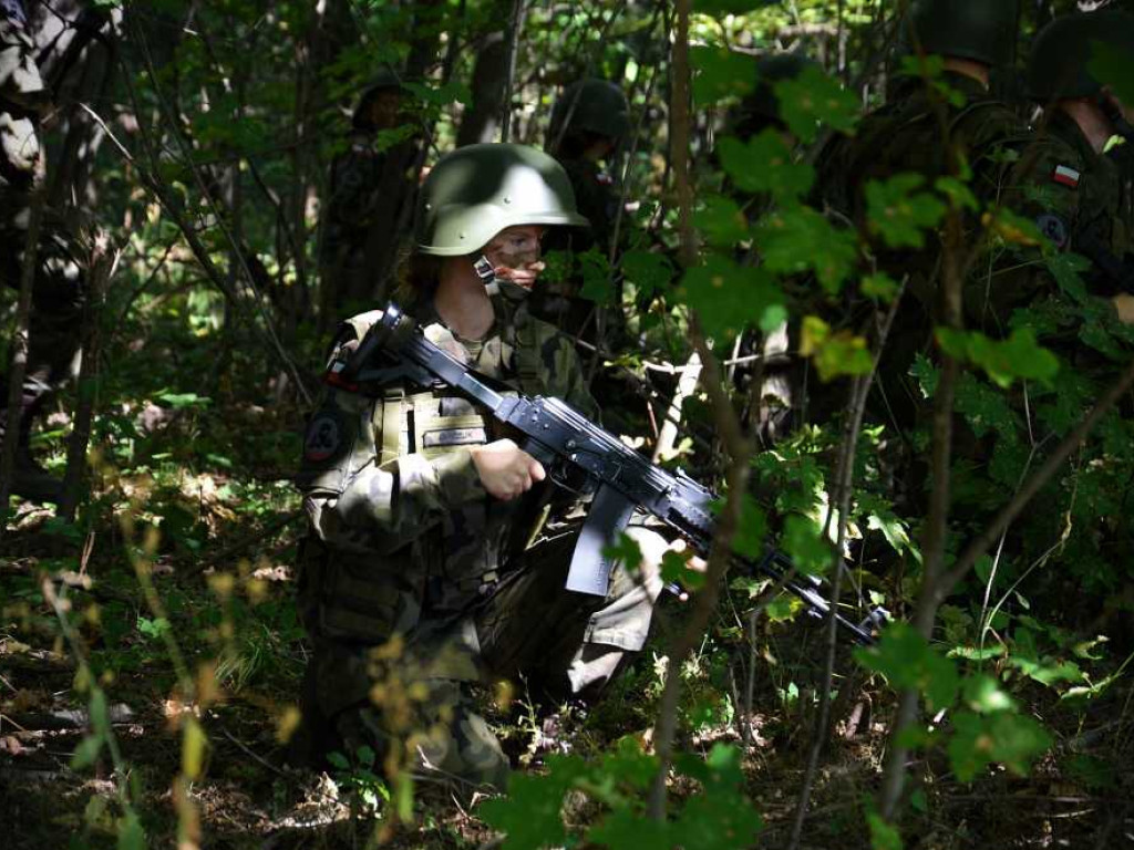 Hrubieszów: Licealiści ćwiczyli u zwiadowców [ZDJĘCIA]