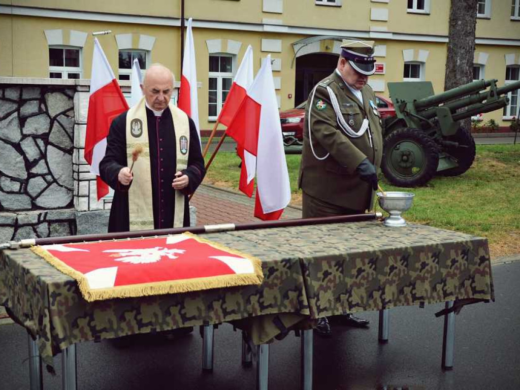 Hrubieszowskiemu pułkowi nadano Chorągiew Wojska Polskiego [ZDJĘCIA]