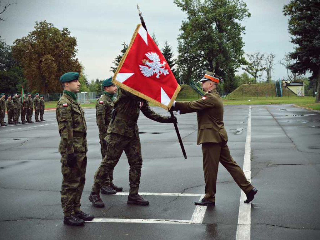 Hrubieszowskiemu pułkowi nadano Chorągiew Wojska Polskiego [ZDJĘCIA]