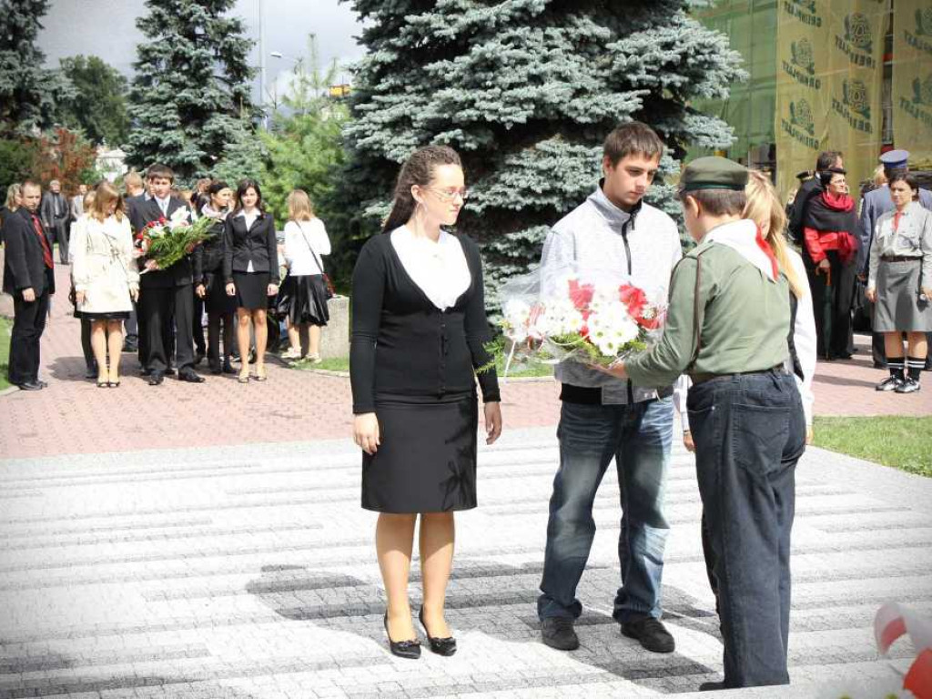 Hrubieszów: Rocznica wybuchu II Wojny Światowej w 2010 roku [ZDJĘCIA]