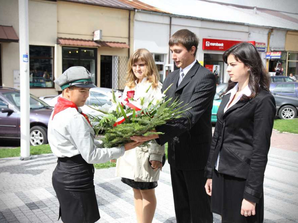Hrubieszów: Rocznica wybuchu II Wojny Światowej w 2010 roku [ZDJĘCIA]