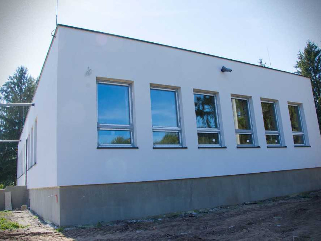Trwają remonty ośrodków zdrowia w Trzeszczanach Pierwszych i Uchaniach [ZDJĘCIA]