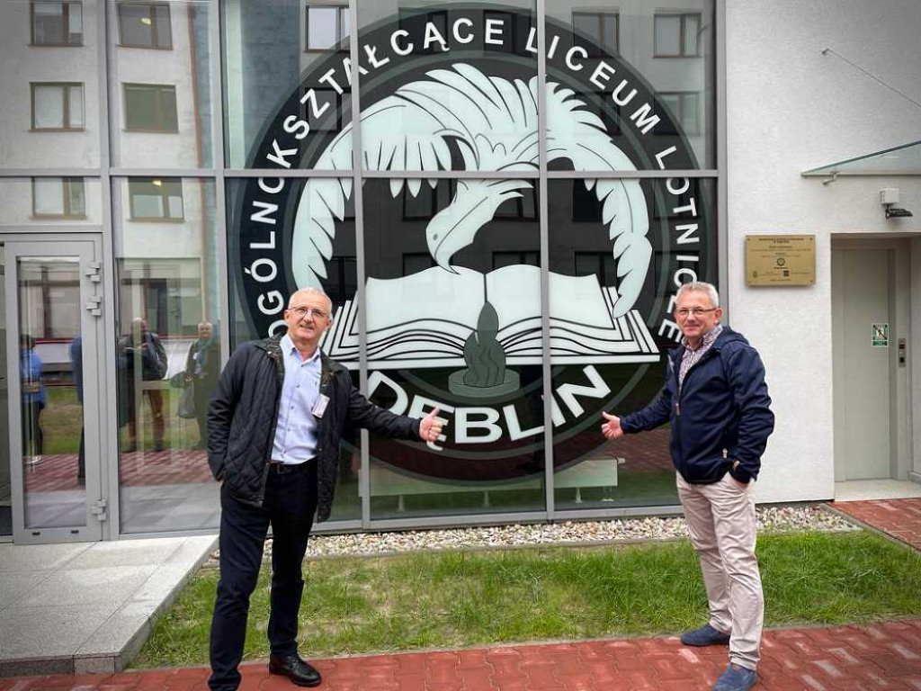 Hrubieszowianin Leszek Kryszczuk na 50-leciu Liceum Lotniczego w Dęblinie [ZDJĘCIA]