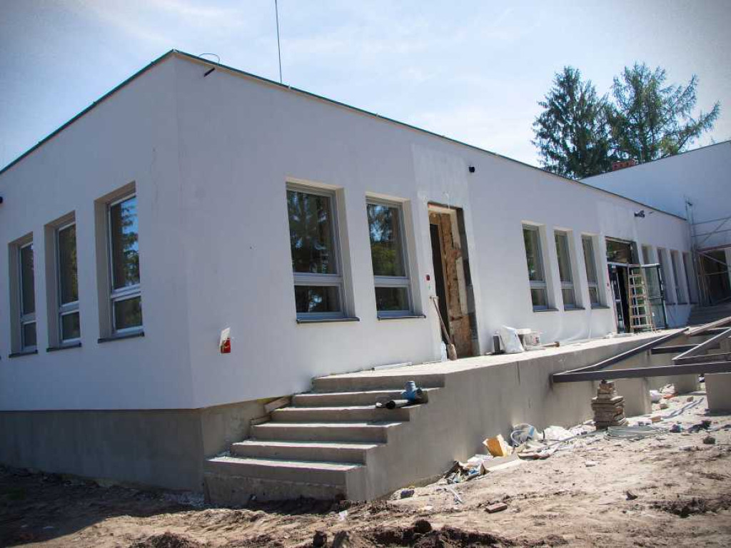 Trwają remonty ośrodków zdrowia w Trzeszczanach Pierwszych i Uchaniach [ZDJĘCIA]