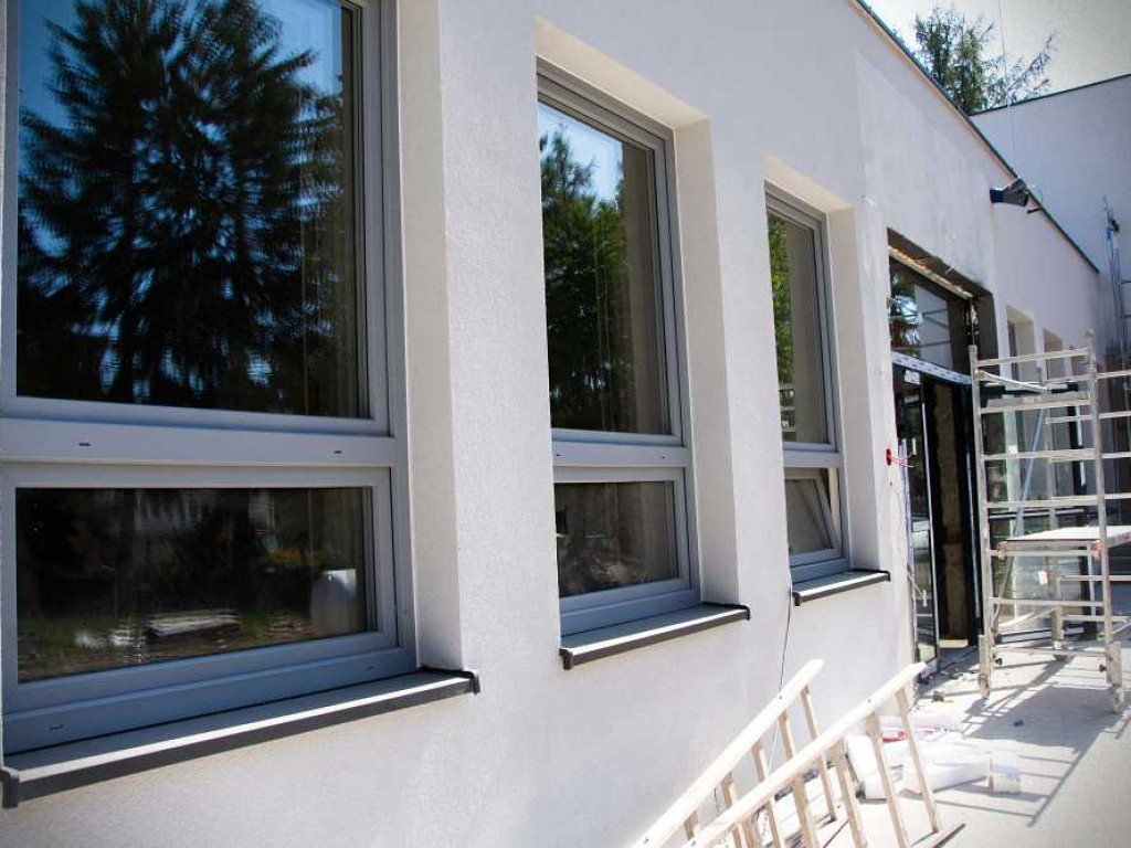 Trwają remonty ośrodków zdrowia w Trzeszczanach Pierwszych i Uchaniach [ZDJĘCIA]