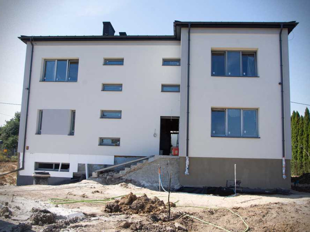 Trwają remonty ośrodków zdrowia w Trzeszczanach Pierwszych i Uchaniach [ZDJĘCIA]