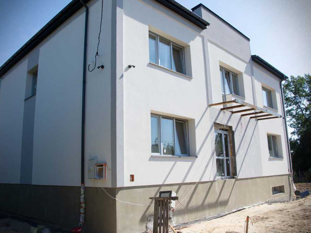 Trwają remonty ośrodków zdrowia w Trzeszczanach Pierwszych i Uchaniach [ZDJĘCIA]