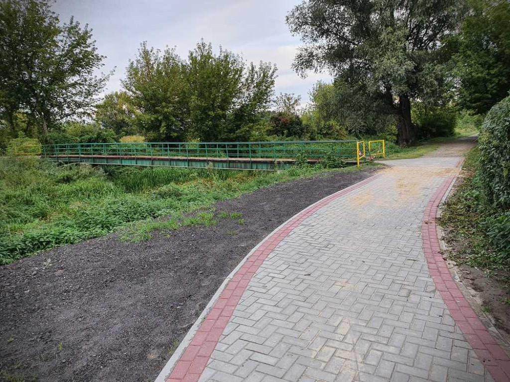 Hrubieszów: Nowy chodnik od Ceglanej do Huczwy [ZDJĘCIA]