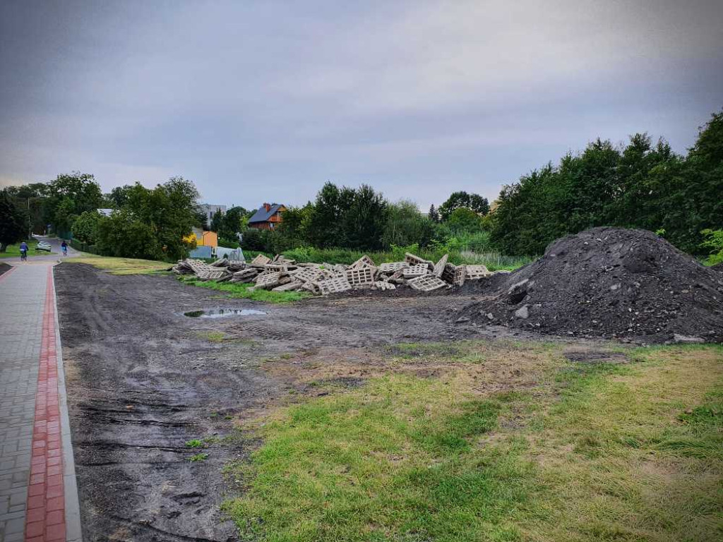Hrubieszów: Nowy chodnik od Ceglanej do Huczwy [ZDJĘCIA]