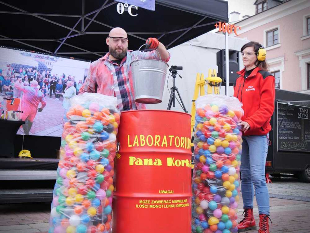 Zabawa i nauka... [ZDJĘCIA, WIDEO]