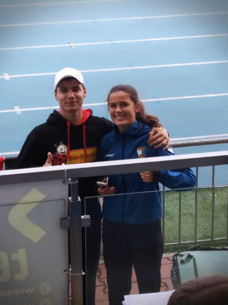 Lekkoatleci Unii Hrubieszów startowali w Lublinie i Warszawie. Red. Marek Skowronek odznaczony!