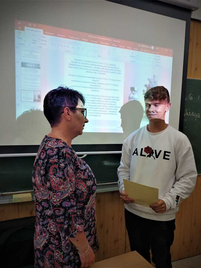 Hrubieszów: Wzięli udział w olimpiadzie, konkursie i spotkaniach profilaktycznych [ZDJĘCIA]