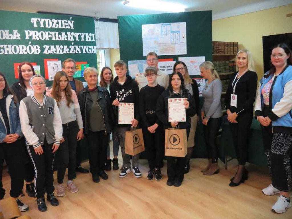 Hrubieszów: Wzięli udział w olimpiadzie, konkursie i spotkaniach profilaktycznych [ZDJĘCIA]