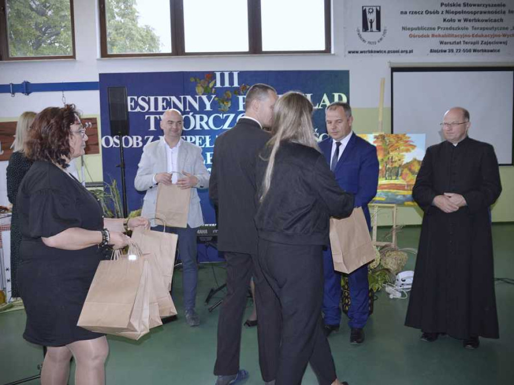 Jesienny Przegląd Twórczości Osób z Niepełnosprawnością Intelektualną - Alojzów 2022 [ZDJĘCIA]