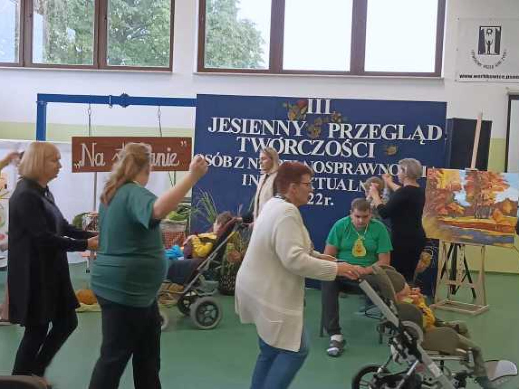 Jesienny Przegląd Twórczości Osób z Niepełnosprawnością Intelektualną - Alojzów 2022 [ZDJĘCIA]