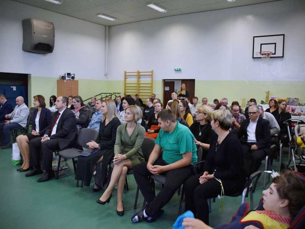 Jesienny Przegląd Twórczości Osób z Niepełnosprawnością Intelektualną - Alojzów 2022 [ZDJĘCIA]