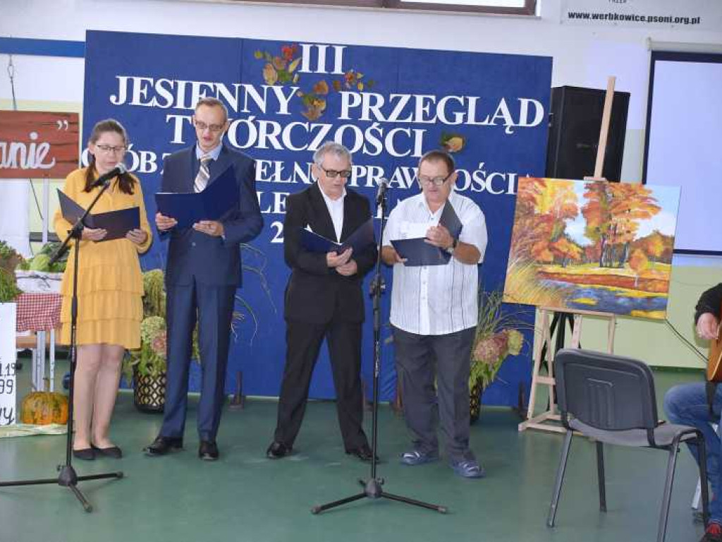 Jesienny Przegląd Twórczości Osób z Niepełnosprawnością Intelektualną - Alojzów 2022 [ZDJĘCIA]