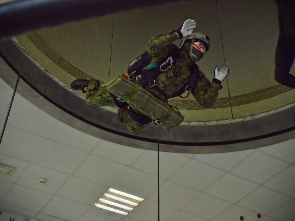 Hrubieszowscy zwiadowcy trenowali w tunelu aerodynamicznym [ZDJĘCIA]