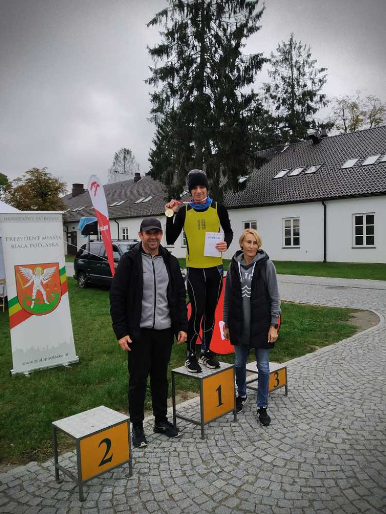 Wojewódzkie biegi przełajowe. Dziewięć medali Unii i 2 miejsce drużynowo! [ZDJĘCIA]