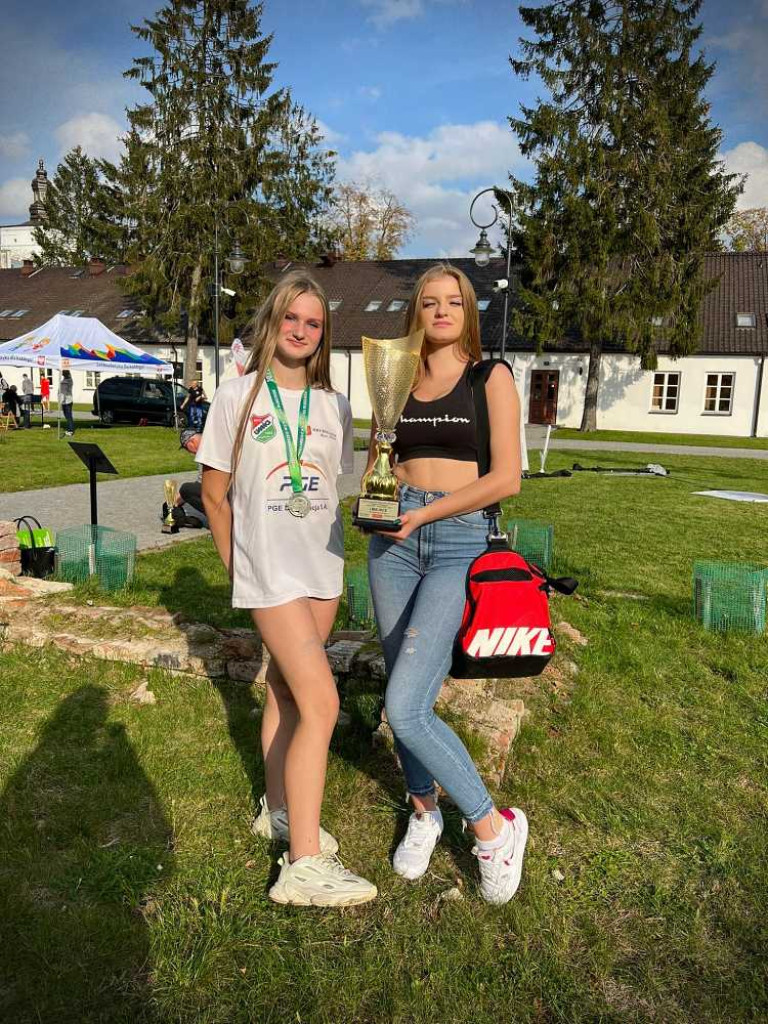 Młodzi przełajowcy Unii Hrubieszów najlepsi w makroregionie! [ZDJĘCIA]
