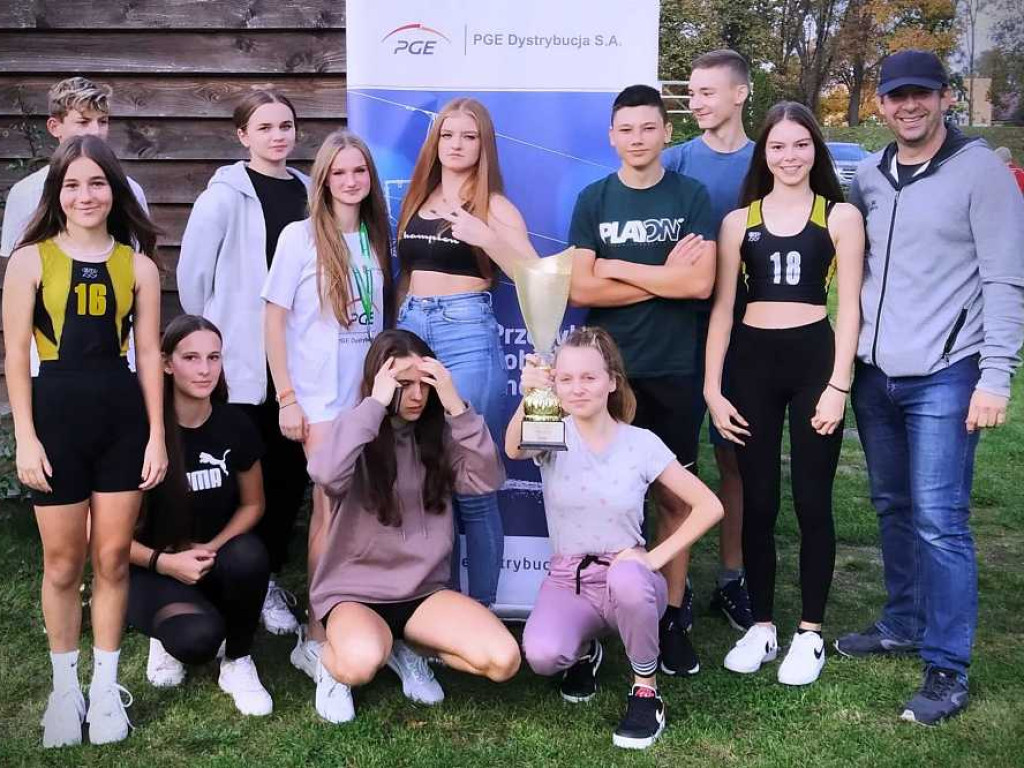 Młodzi przełajowcy Unii Hrubieszów najlepsi w makroregionie! [ZDJĘCIA]