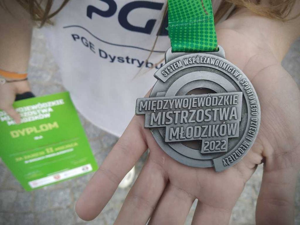 Młodzi przełajowcy Unii Hrubieszów najlepsi w makroregionie! [ZDJĘCIA]