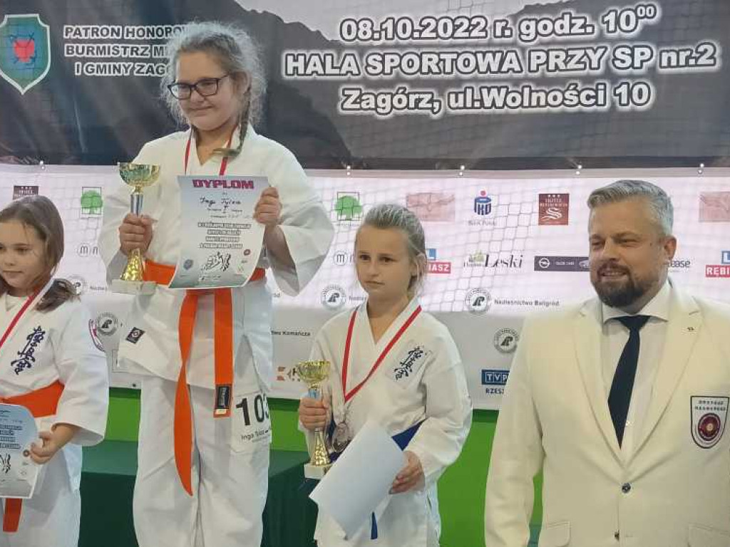 Udany start młodych hrubieszowskich karateków [ZDJĘCIA]