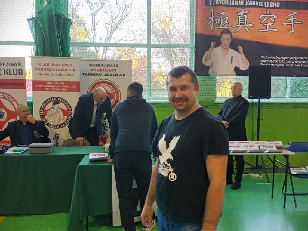Udany start młodych hrubieszowskich karateków [ZDJĘCIA]