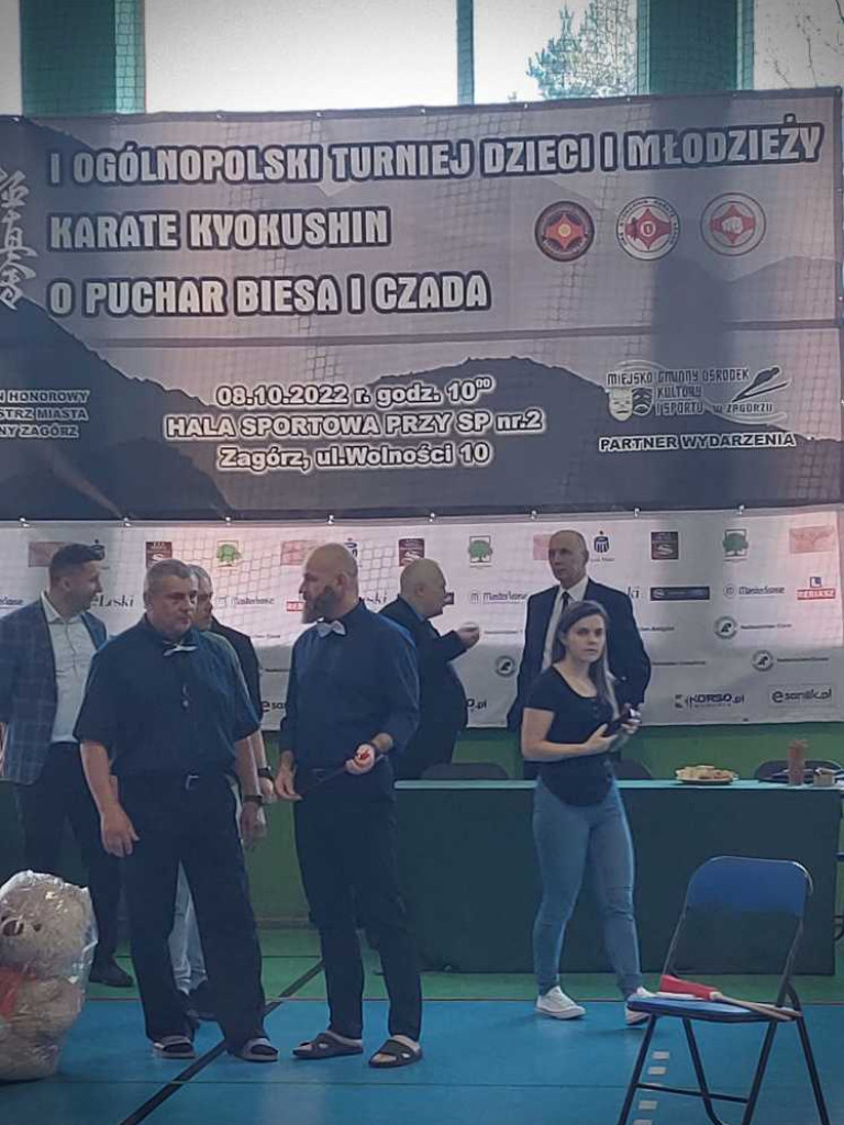 Udany start młodych hrubieszowskich karateków [ZDJĘCIA]