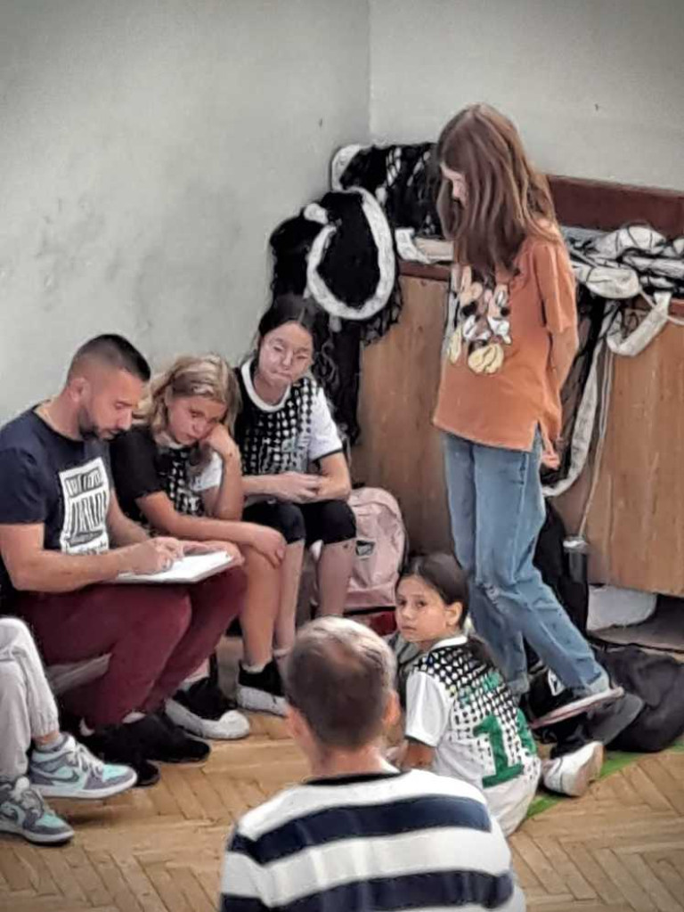 Powiatowe Igrzyska dzieci i młodzieży w badmintonie [ZDJĘCIA]