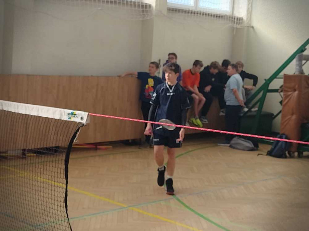 Powiatowe Igrzyska dzieci i młodzieży w badmintonie [ZDJĘCIA]
