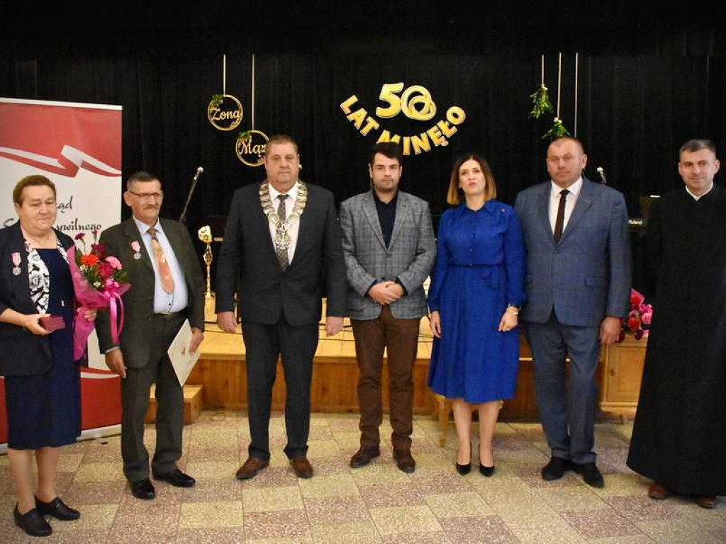 Wspólnie przeżyli 50 lat! Jubileusz par małżeńskich w Uchaniach [ZDJĘCIA]