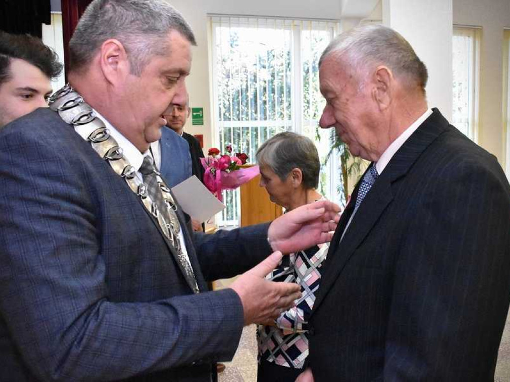 Wspólnie przeżyli 50 lat! Jubileusz par małżeńskich w Uchaniach [ZDJĘCIA]