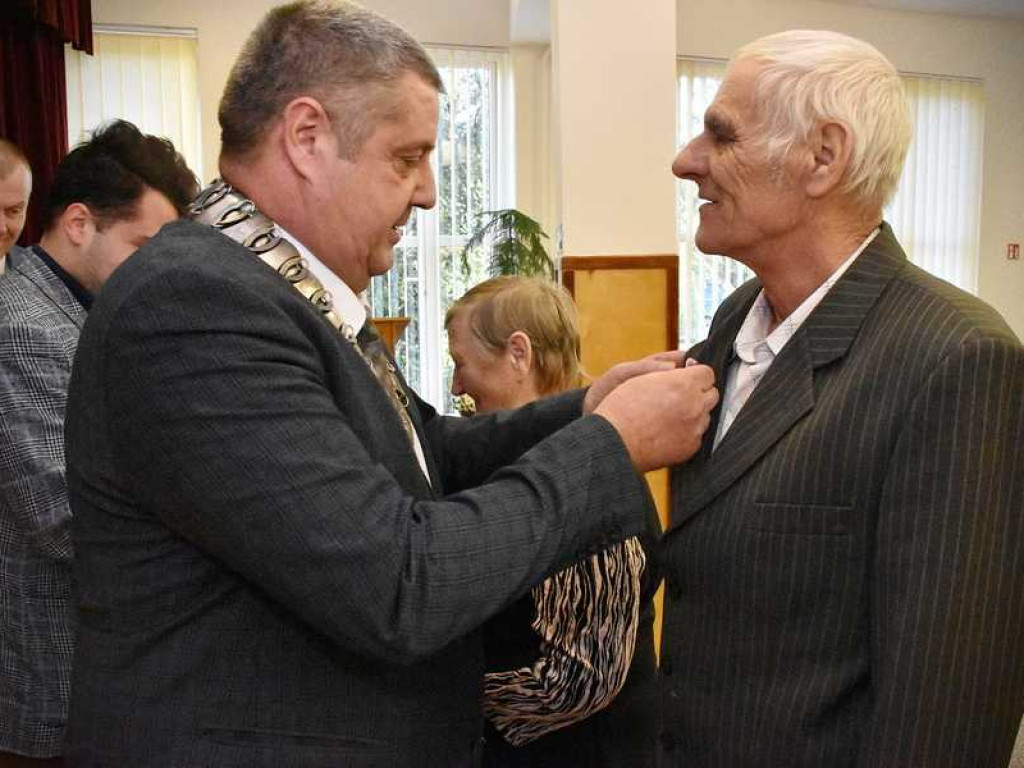 Wspólnie przeżyli 50 lat! Jubileusz par małżeńskich w Uchaniach [ZDJĘCIA]