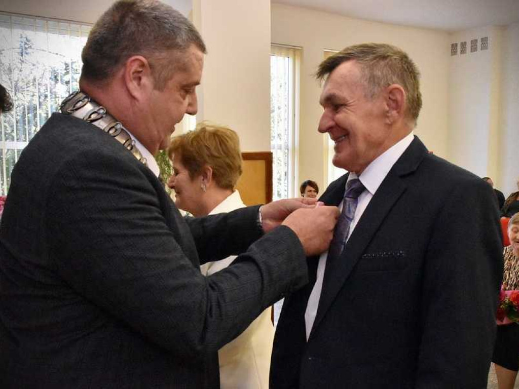 Wspólnie przeżyli 50 lat! Jubileusz par małżeńskich w Uchaniach [ZDJĘCIA]