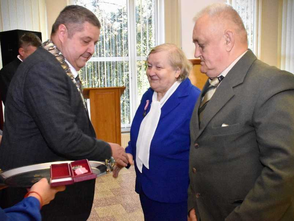 Wspólnie przeżyli 50 lat! Jubileusz par małżeńskich w Uchaniach [ZDJĘCIA]