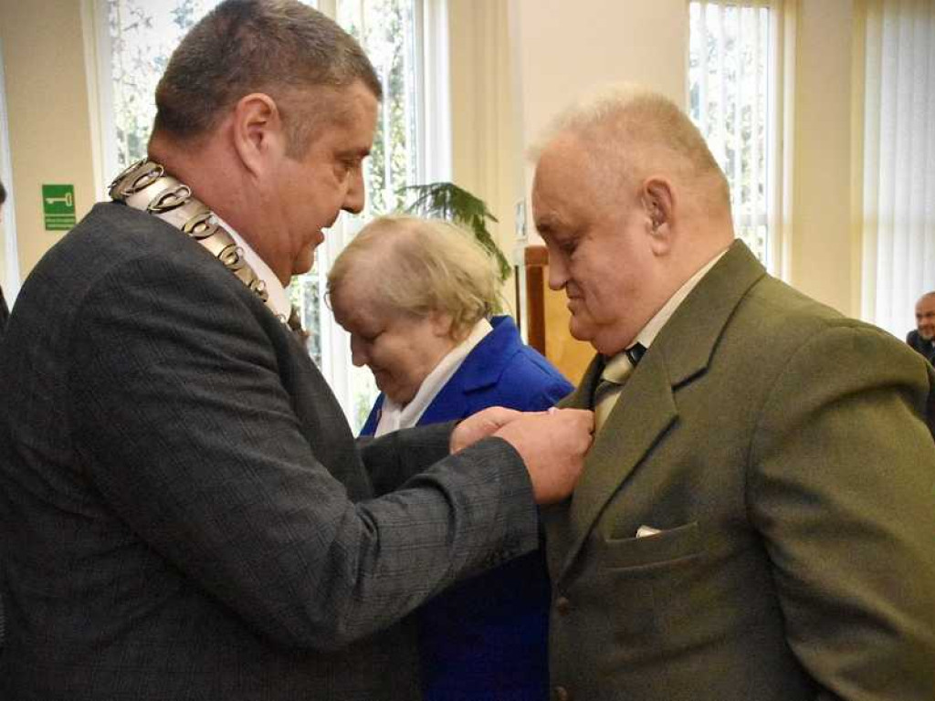 Wspólnie przeżyli 50 lat! Jubileusz par małżeńskich w Uchaniach [ZDJĘCIA]