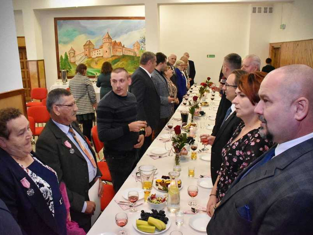 Wspólnie przeżyli 50 lat! Jubileusz par małżeńskich w Uchaniach [ZDJĘCIA]