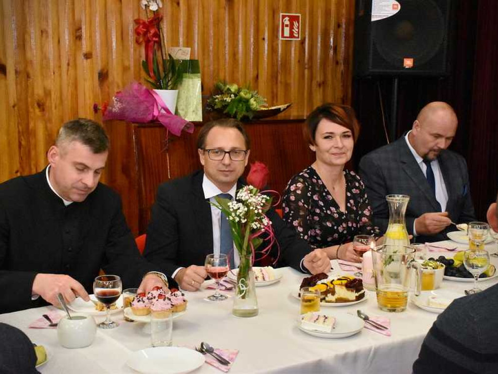 Wspólnie przeżyli 50 lat! Jubileusz par małżeńskich w Uchaniach [ZDJĘCIA]