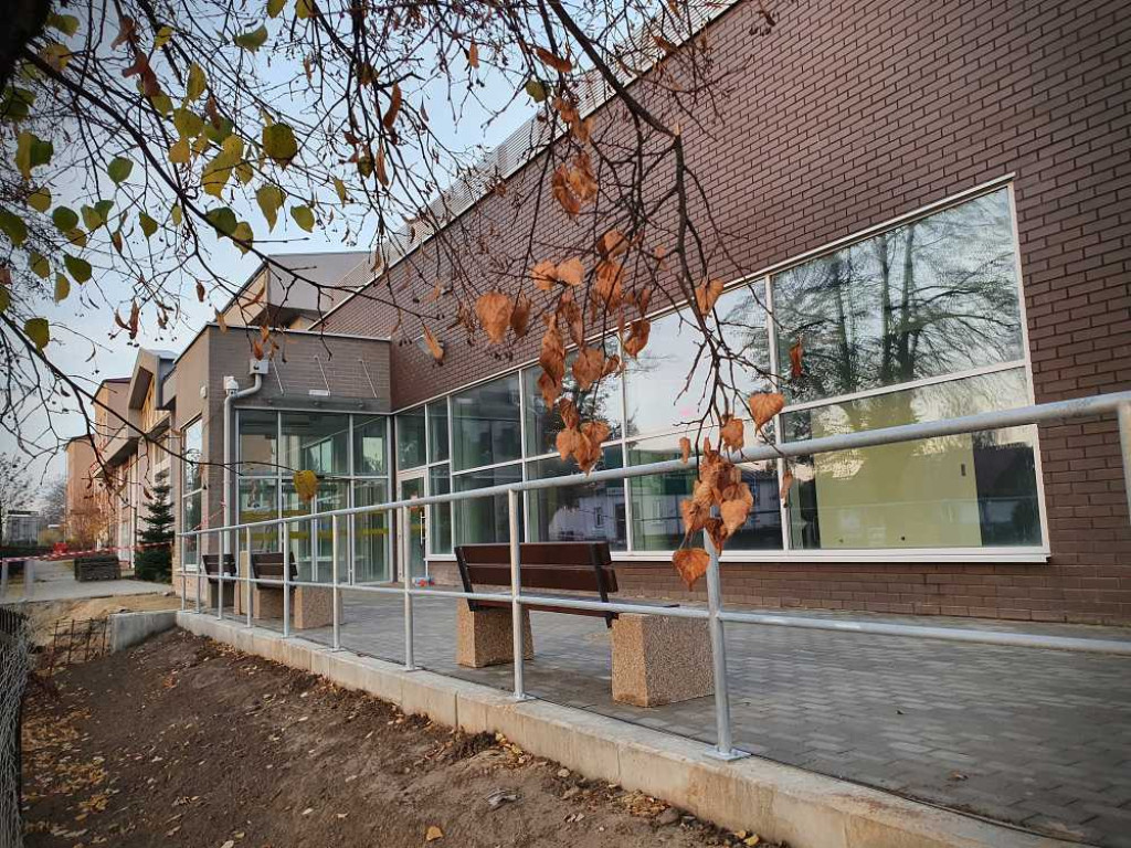 Hrubieszów: Przed pływalnią wczoraj... [ZDJĘCIA]