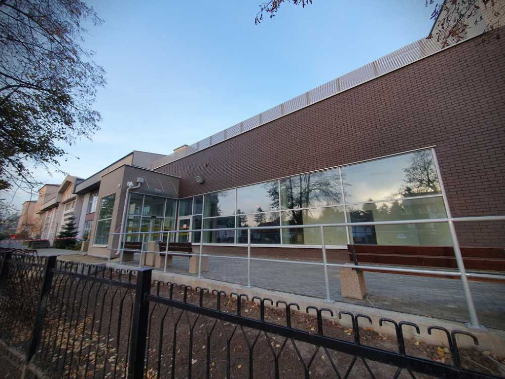 Hrubieszów: Przed pływalnią wczoraj... [ZDJĘCIA]