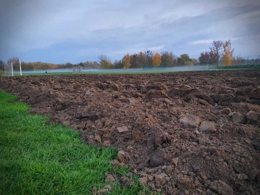 Hrubieszów: Boiska boczne HOSiR [ZDJĘCIA]