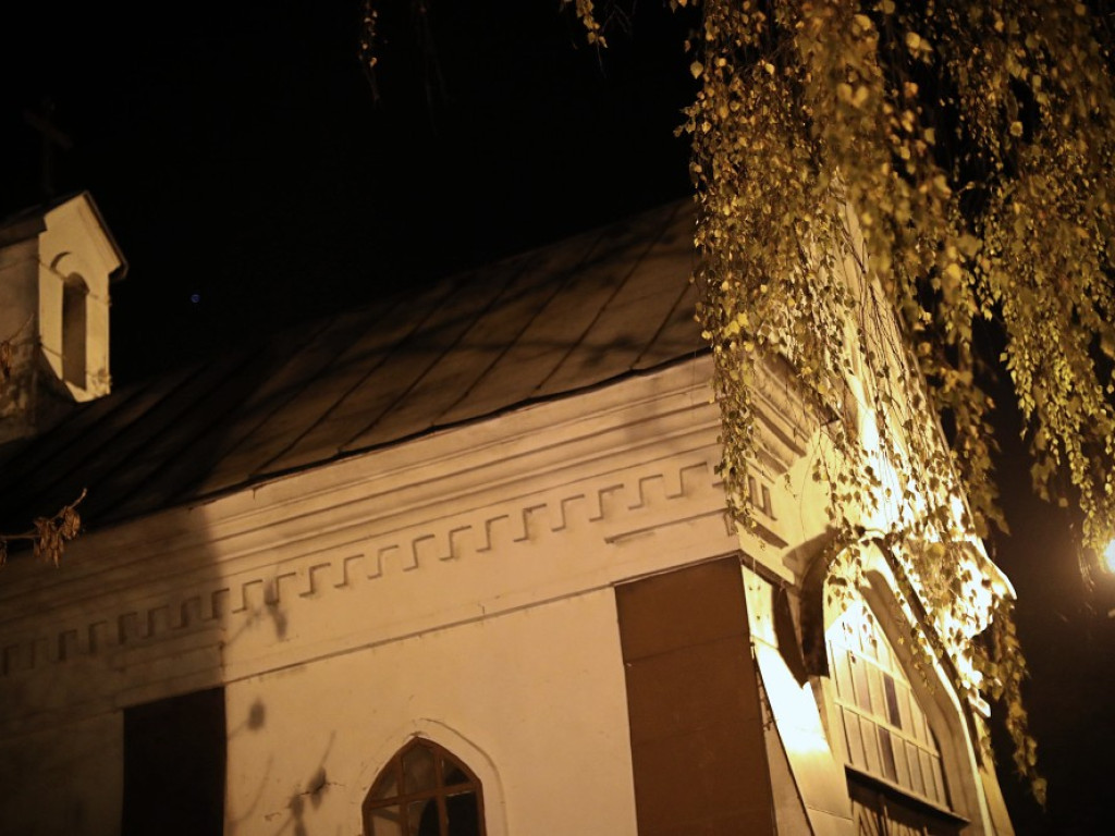 Wieczór Wszystkich Świętych na hrubieszowskim cmentarzu [ZDJĘCIA]